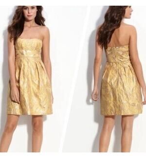BCBG MaxAzria Strapless Jacquard Cocktail Dress Size 8 Gold Wedding Guest Glam
